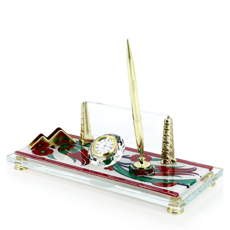 Çini Desenli Masa İsimliği Örnekleri